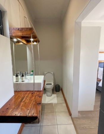 Room 4 - 1