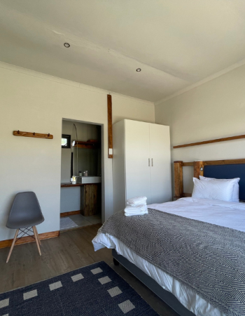 Room 4 - 2