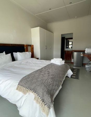 Room 5 - 1